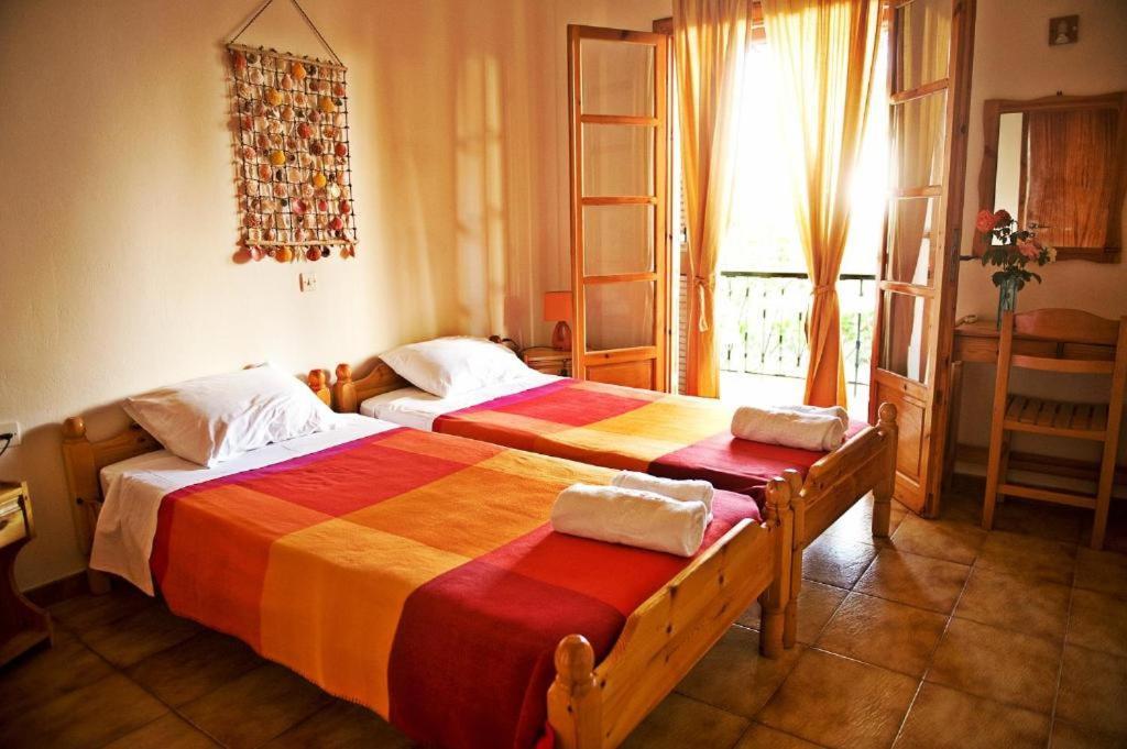 Feeloxenia Corfu Appartement Akharavi