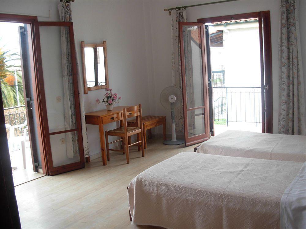 Feeloxenia Corfu Appartement *